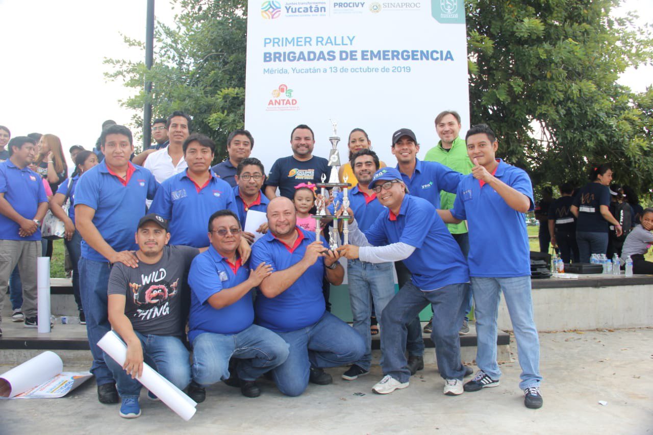 Gobierno de Yucatán reconoce valiosa labor de las brigadas de emergencias