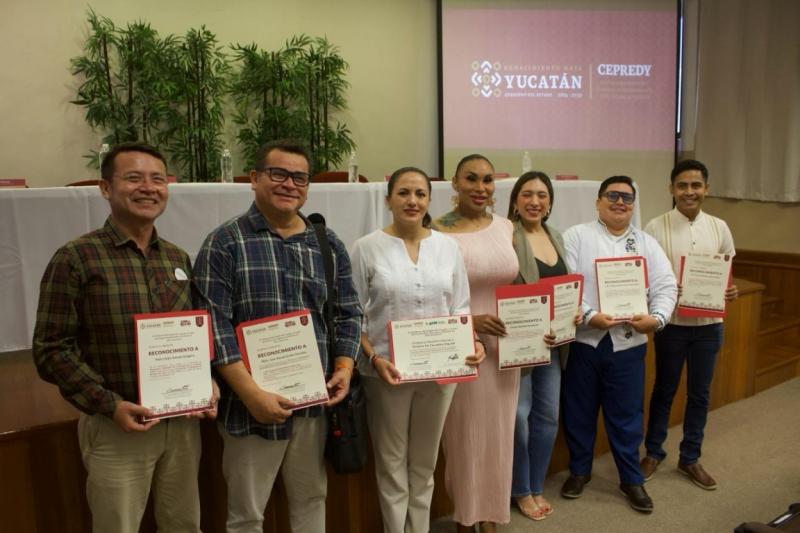 Impulsan herramientas para un servicio público libre de prejuicios