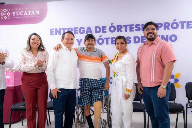 Entregan en Yucatán primeros kits de seguimiento para prótesis de seno