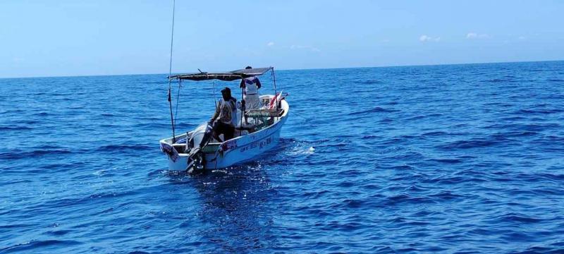 Localizan sanos y salvos a dos pescadores en Telchac Puerto