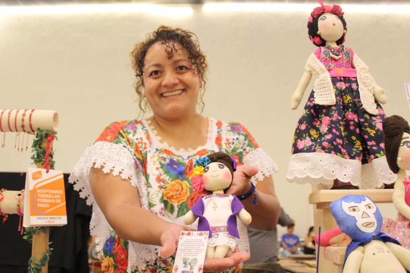 Bazar Artesanal del IYEM logra ventas históricas para artesanas, artesanos y emprendedores yucatecos