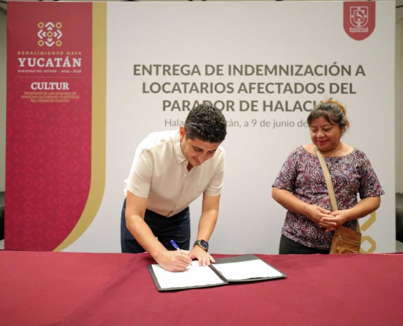 Gobierno del Estado respalda a locatarias y locatarios del Parador Turístico de Halachó