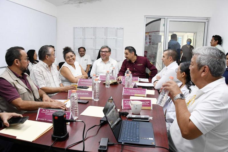 Yucatán comparte con Campeche estrategia innovadora para el control del dengue
