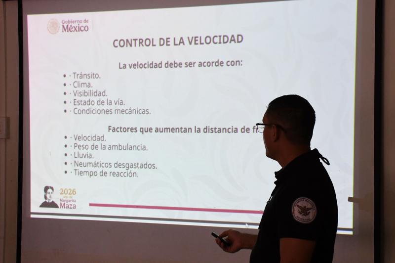 Capacitan a paramédicos para una atención prehospitalaria más segura