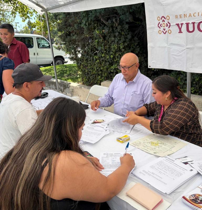 Brindan orientación gratuita a comunidad yucateca en California