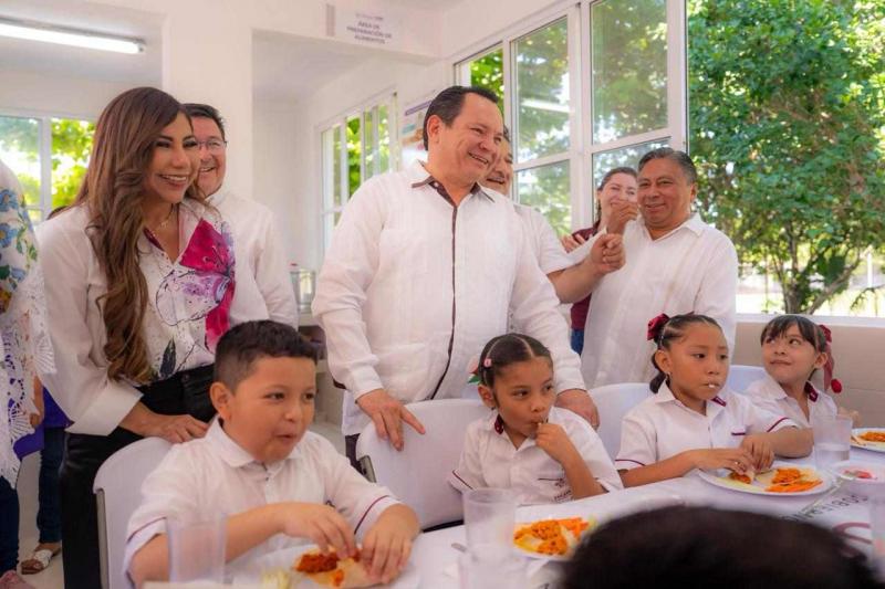 Invierte Renacimiento Maya 1.4 millones de pesos en comedor escolar para Tahmek