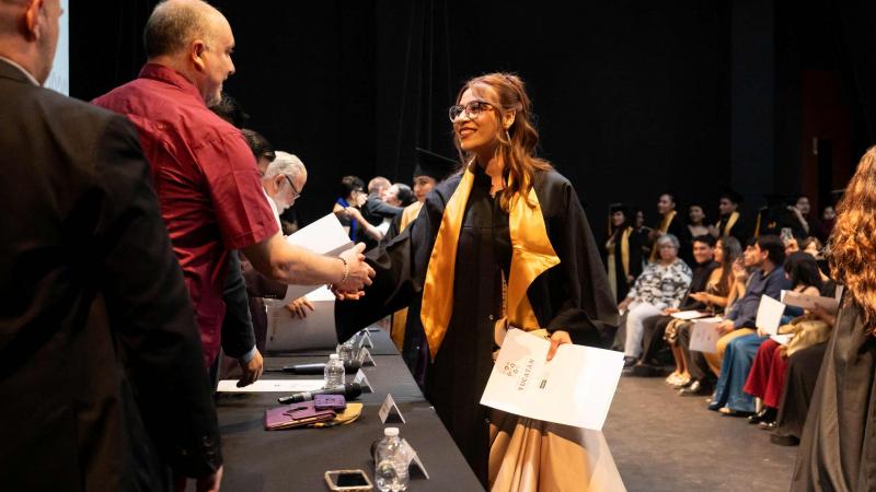UNAY celebra egreso de 83 profesionales de distintas disciplinas artística