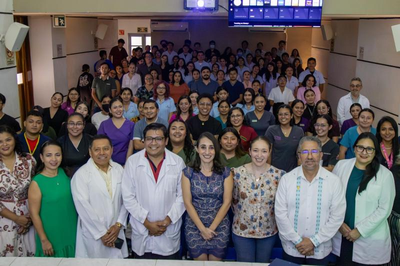DIF Yucatán impulsa capacitación para mejorar la atención a personas con parálisis cerebral