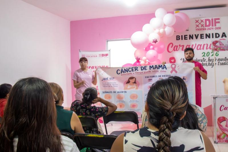 DIF Yucatán entrega prótesis mamarias a mujeres del oriente del estado