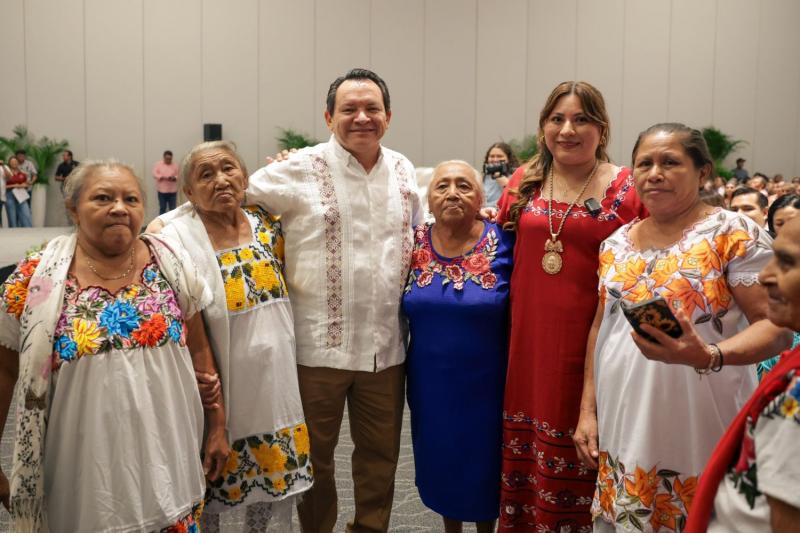 Miriam Esther lleva 10 años recibiendo bebés en Tzucacab; hoy el Gobierno la reconoce: 313 parteras tradicionales de 58 municipios recibirán 3 mil pesos cada bimestre
