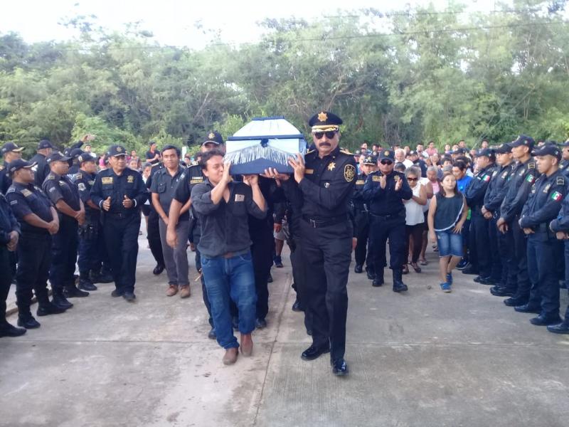 SSP despide con honores al policía Luis Humberto Várguez Uc