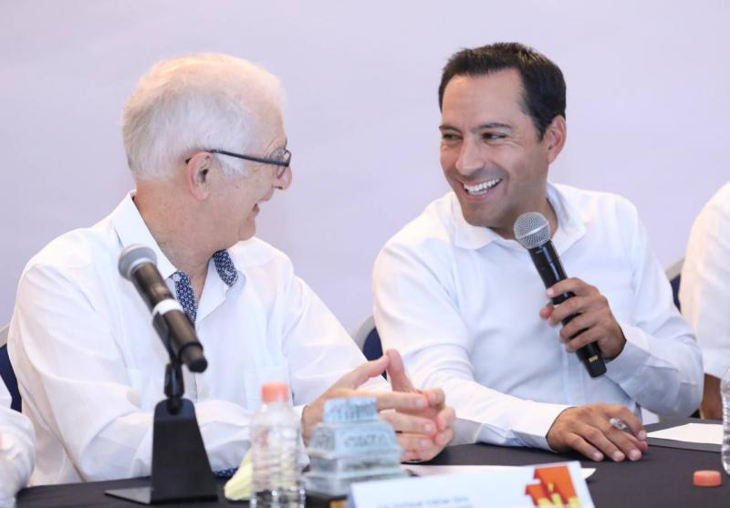 El Gobernador Mauricio Vila Dosal expone ante desarrolladores de vivienda las bondades de invertir en Yucatán