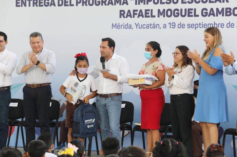 Impulso Escolar continúa apoyando la economía de miles de padres de familia de Yucatán