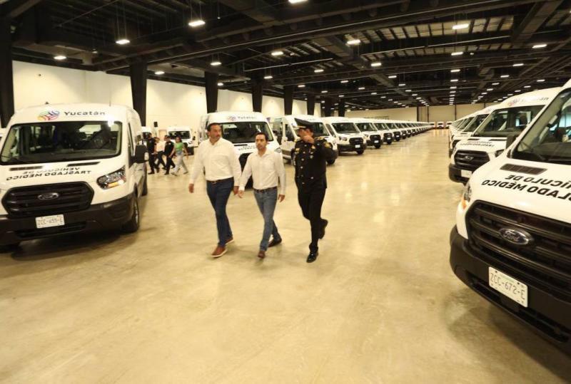 Con nuevos vehículos de traslado en el interior del estado, el Gobernador Mauricio Vila Dosal continúa acercando y garantizando la salud a todos los yucatecos