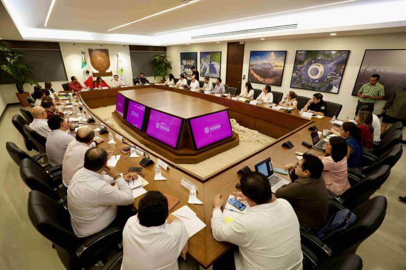 Suma de esfuerzos por la prevención del delito y el bienestar emocional de los yucatecos