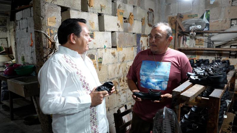 "Bienestar en tu Escuela" genera empleos y apoya a estudiantes en Yucatán