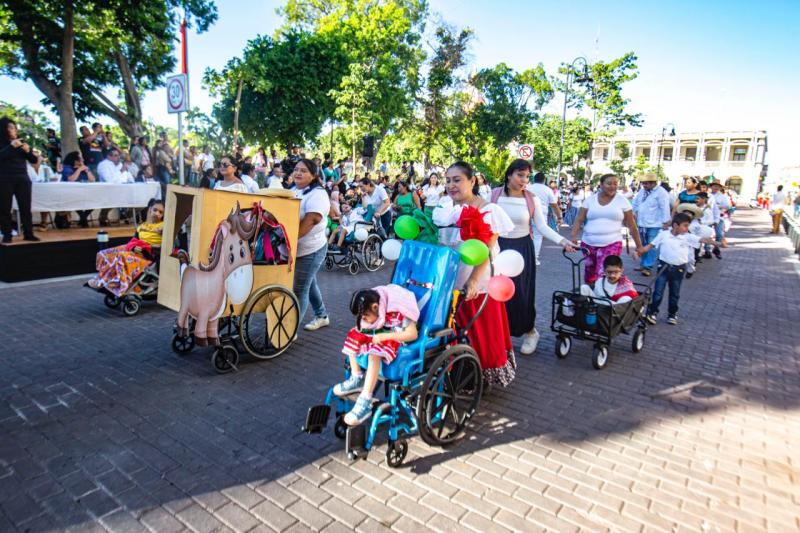 Invitan a Centros de Atención Múltiple a participar en desfile por la Revolución Mexicana