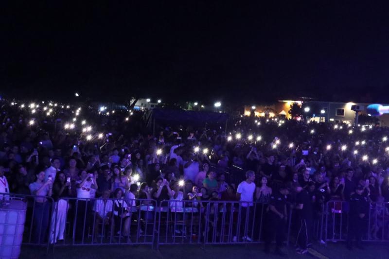 Más de 10 mil personas acompañan a Julieta Venegas en histórico concierto en el Otoño Cultural 2025  