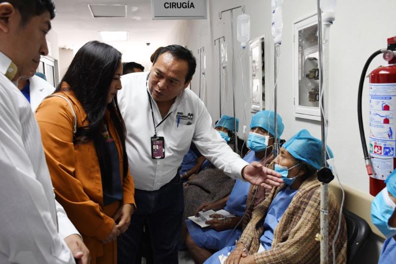 Jornada oftalmológica en Valladolid devuelve la vista y esperanza a familias del oriente de Yucatán