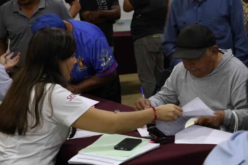 Caminos Renacimiento rehabilitará 98 kilómetros rurales en 15 municipios