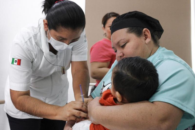 Protege Isstey la salud de la niñez y el personal con jornada de vacunación