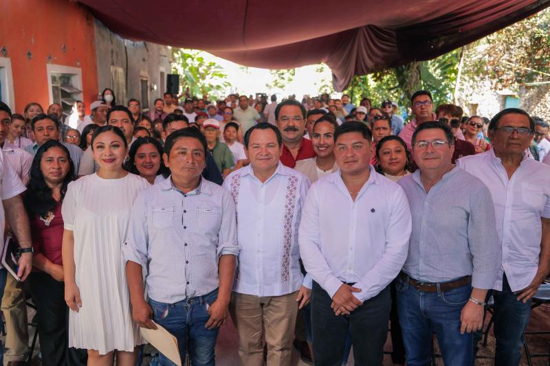 Gobernador Joaquín Díaz Mena supervisa obras de vivienda del programa Construyendo Bienestar