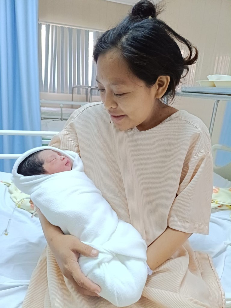 Cinco familias yucatecas reciben a sus bebés en Año Nuevo