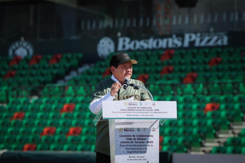 Promueven incorporación a la seguridad social de personal del Parque de Béisbol Kukulcán