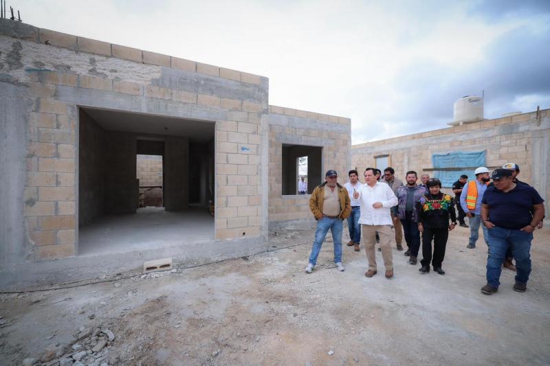 Supervisan Gobernador Joaquín Díaz Mena y titular de la Sedatu avances del Programa de Vivienda para el Bienestar