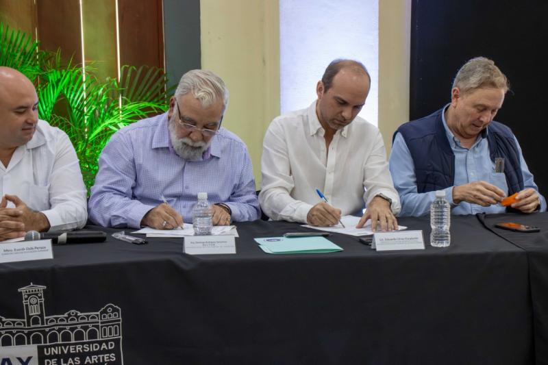 UNAY fortalece alianzas con universidades privadas