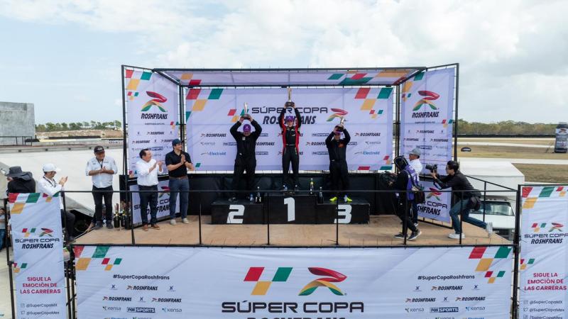 Gobernador Joaquín Díaz Mena encabeza premiación de la Súper Copa Roshfrans