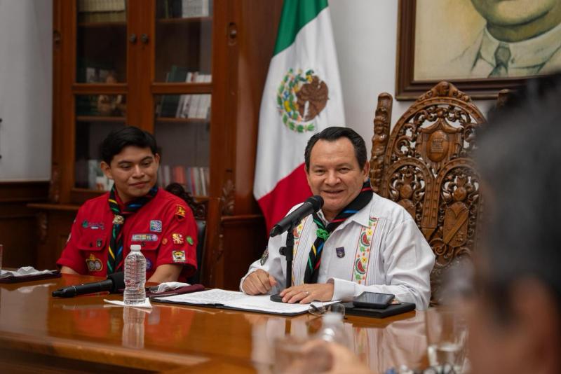 Joven scout asume como Gobernador por un Día en Yucatán