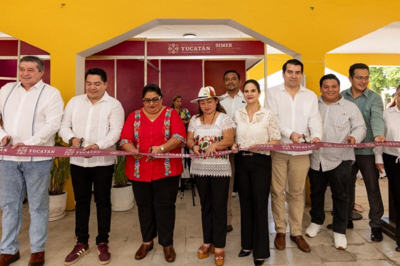 Inauguran la Ventanilla Única Estatal Móvil en Acanceh