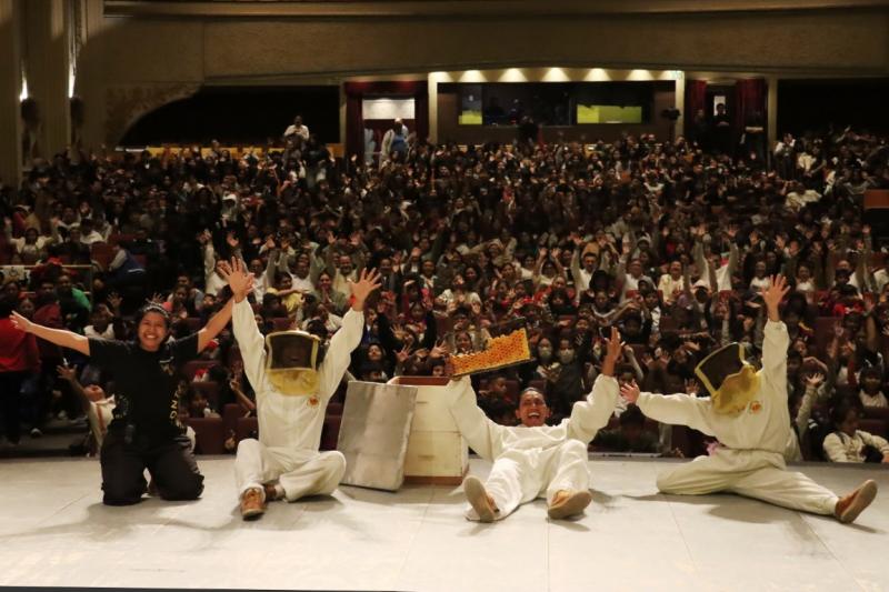 Sedeculta acerca teatro gratuito a más de 8 mil estudiantes en Yucatán