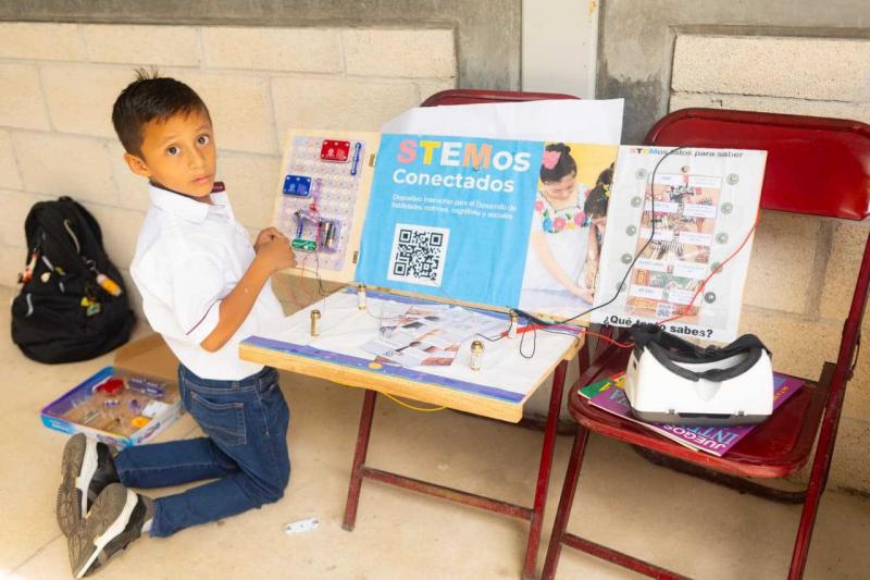 Convocan a participar en ExpoCiencias Yucatán y en la Feria Estatal de Ciencias e Ingenierías 2026