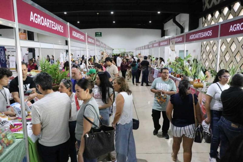 Mercado Renacer reúne a 250 productoras y productores en Expo Campo 2026