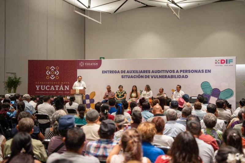 Auxiliares auditivos devuelven la oportunidad de escuchar a más de 100 yucatecas y yucatecos