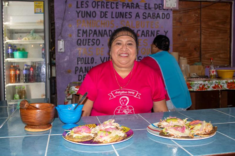 Reconocen en Komchén el sabor tradicional del panucho yucateco