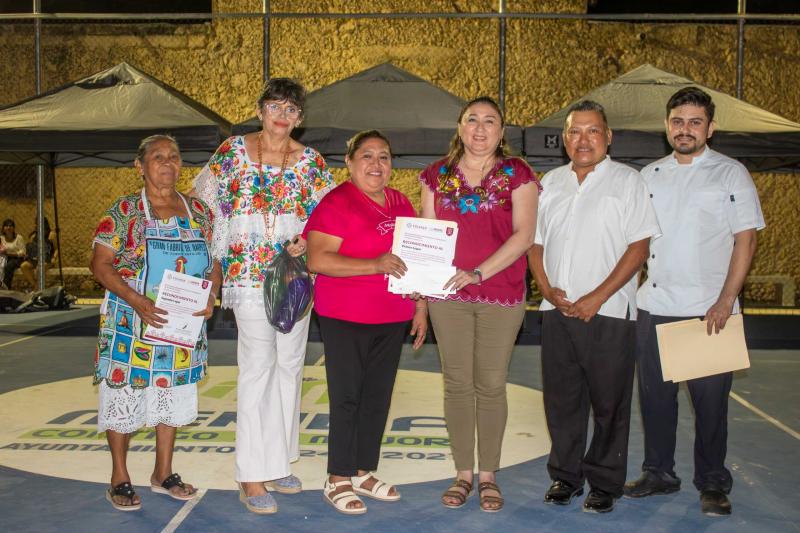 Reconocen en Komchén el sabor tradicional del panucho yucateco