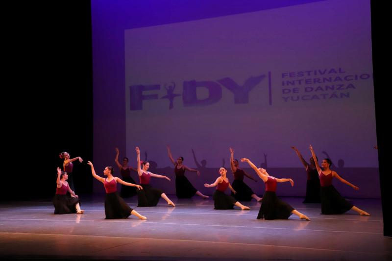 Con jarana, Sedeculta inaugura Festival Internacional de Danza Yucatán 2026