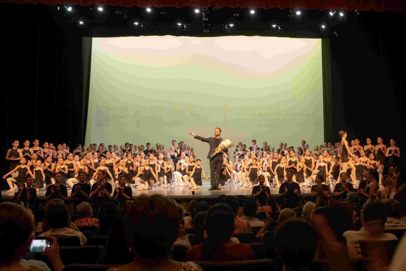 Con homenaje a José Manuel Carreño concluye el FIDY 2026