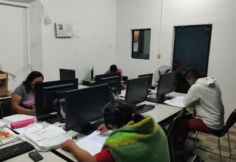 Ieaey abre convocatoria para personas voluntarias contra el rezago educativo