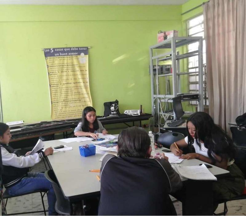 Ieaey abre convocatoria para personas voluntarias contra el rezago educativo