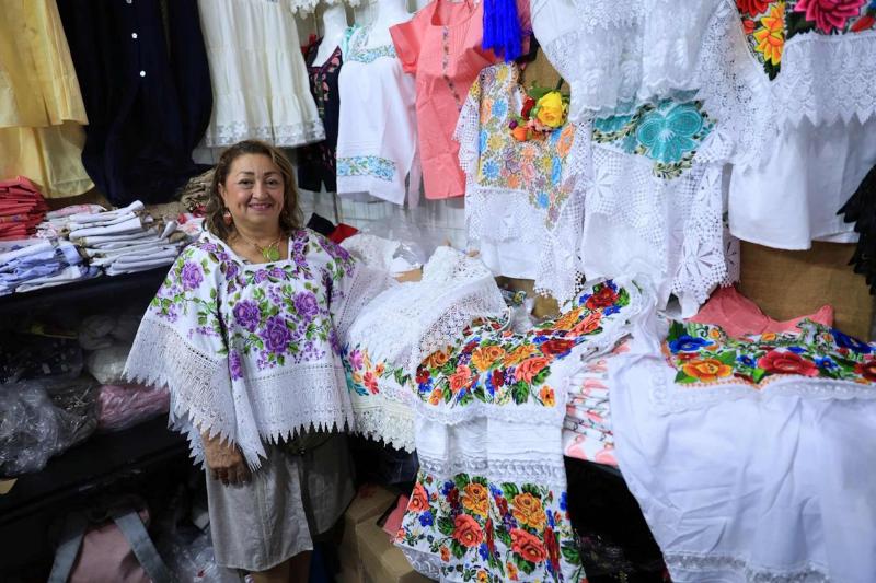 Moda yucateca conquista la capital en la Semana Yucatán en México