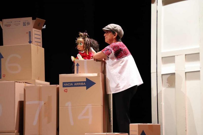La puesta en escena "Aprender y olvidar" llena dos veces el Teatro Daniel Ayala
