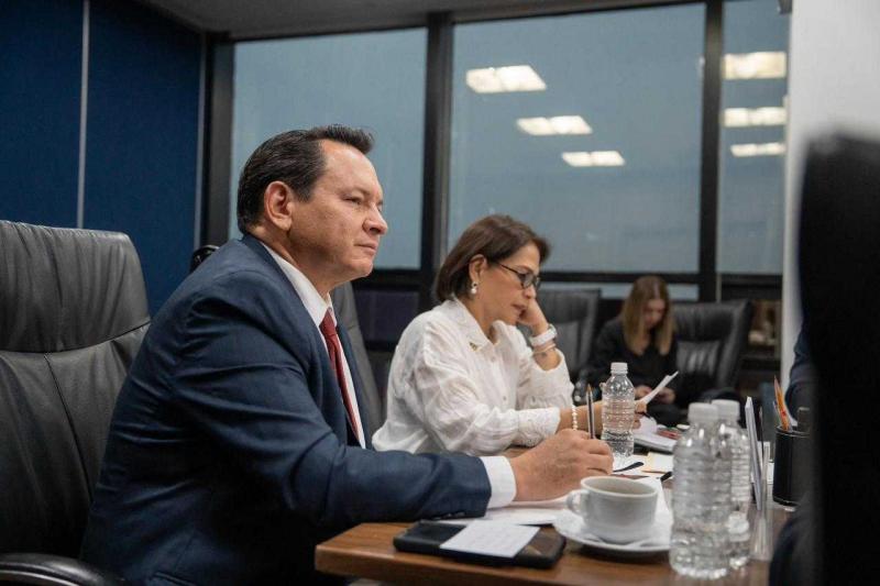 Gobierno de Yucatán y CFE fortalecen coordinación para ampliar infraestructura eléctrica en el estado