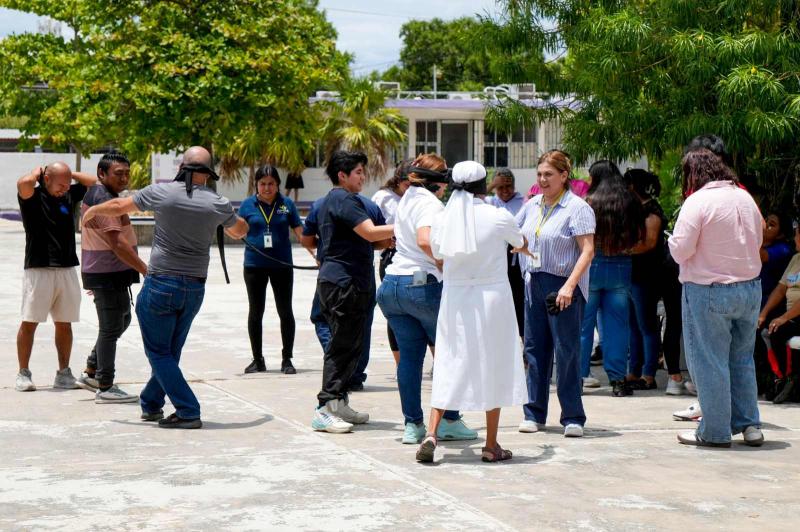 DIF Yucatán refuerza capacitación en protección civil para Centros de Asistencia Social