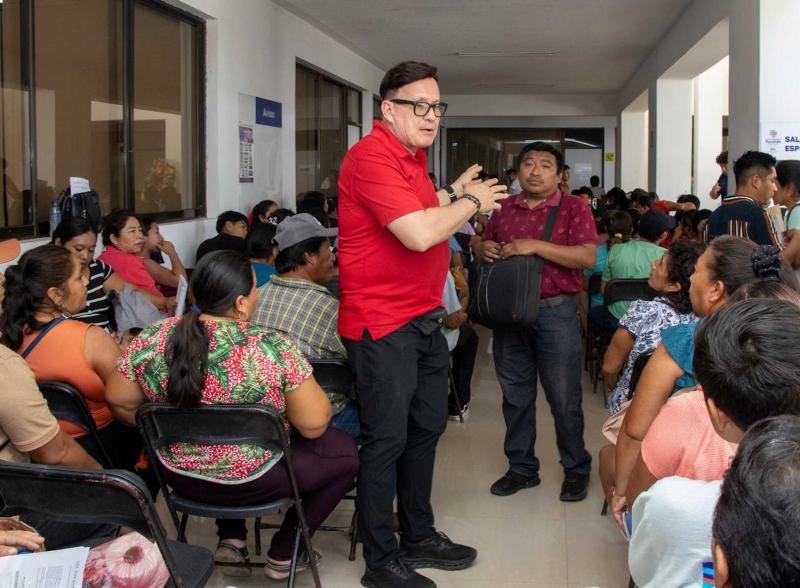 Brindan atención dermatológica gratuita al oriente de Yucatán