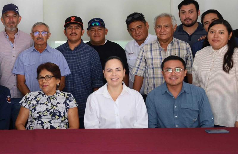 Gobierno del Estado acerca programas de capacitación y apoyo al sector acuícola