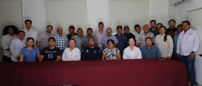 Gobierno del Estado acerca programas de capacitación y apoyo al sector acuícola